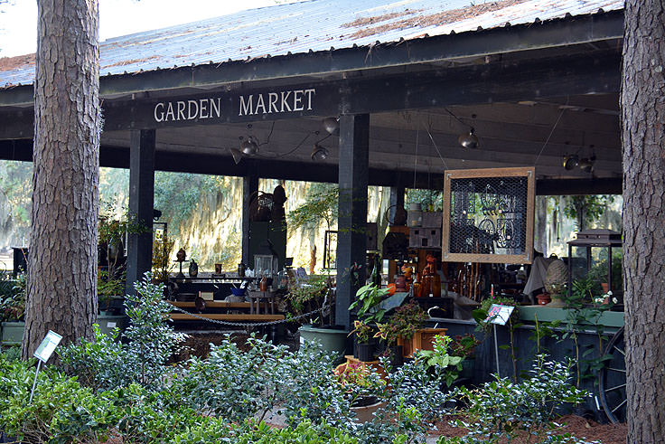 The garden market at Middleton Place Plantation in Charleston, SC