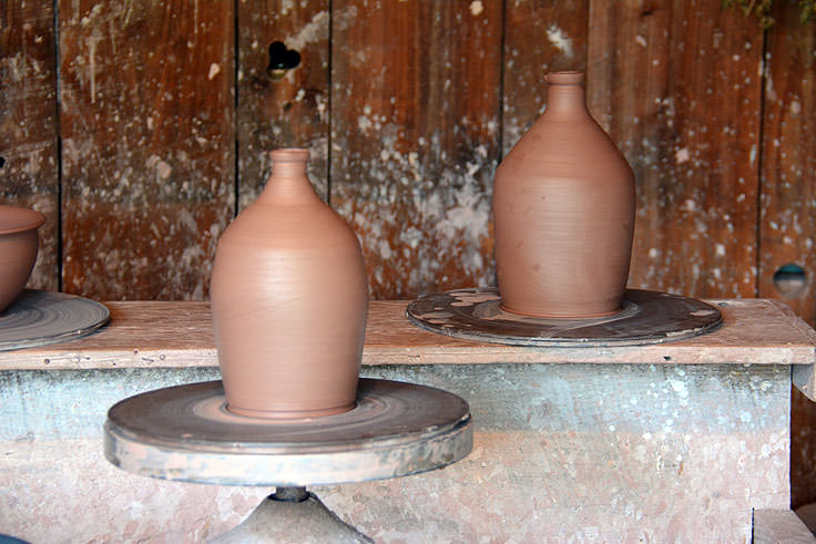 Clay pot making at Middleton Place Plantation in Charleston, SC