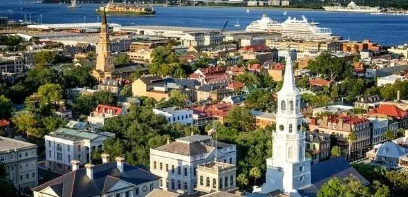 Charleston Perspective Walking Tour