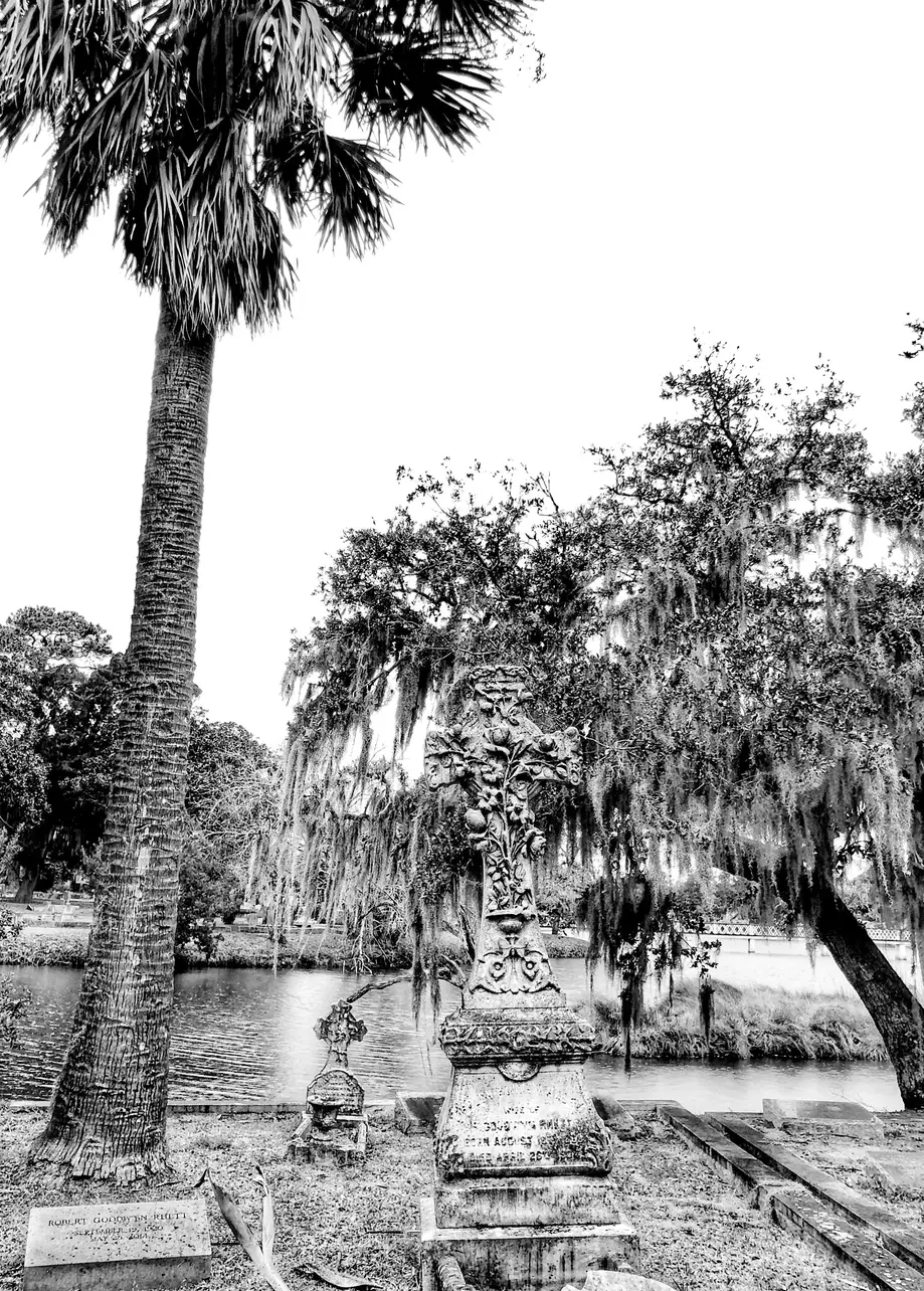 Spirits of Magnolia Cemetery Tour