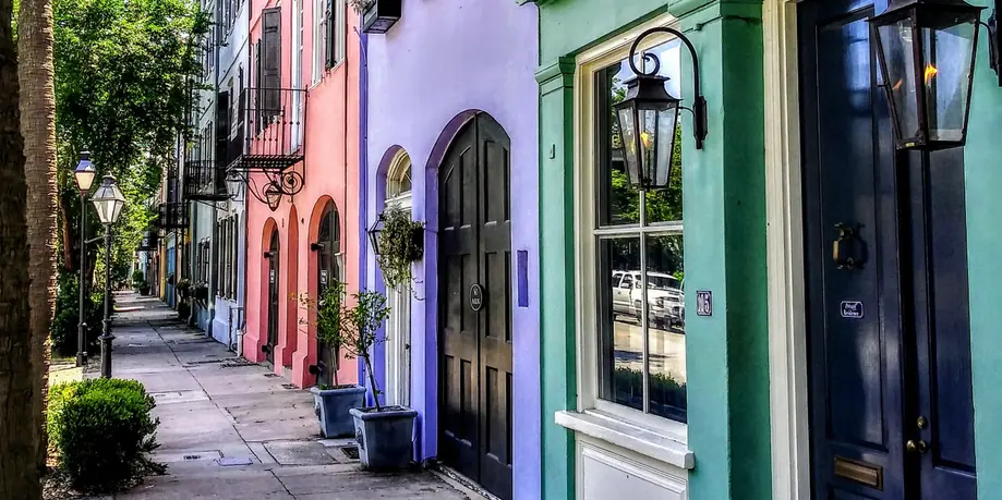 Small Groups - Charleston History & Storytelling Tour-10am Walking Tour