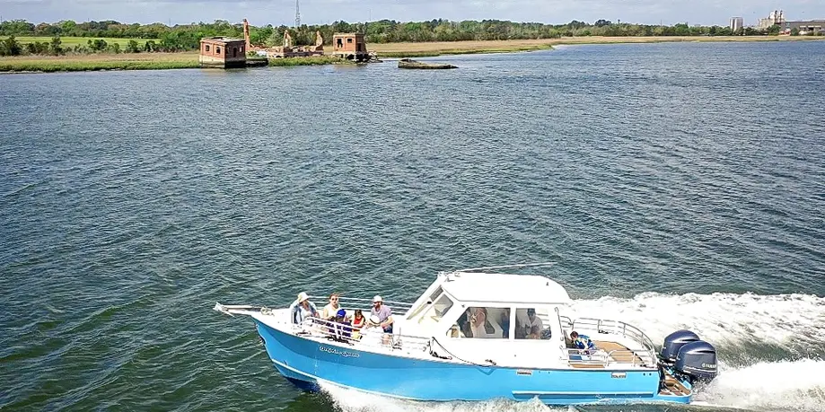 Daniel Island Concert Boat