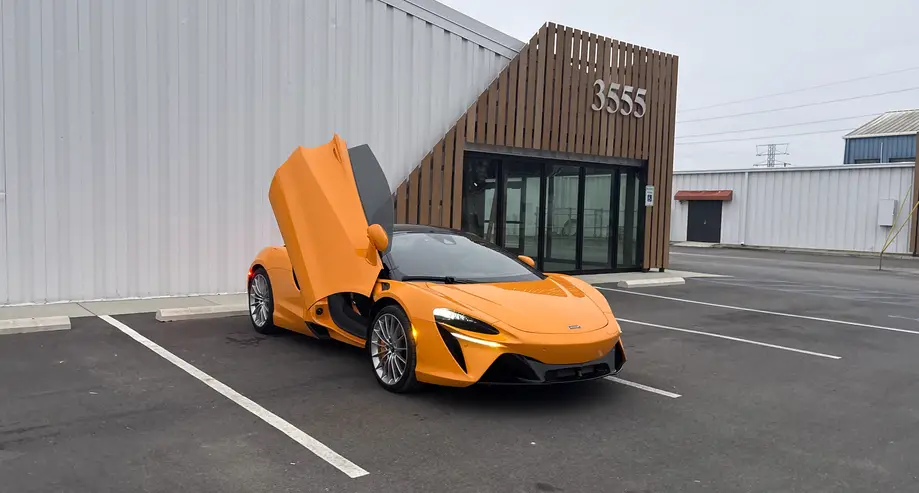 2025 Mclaren Artura