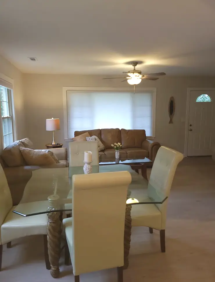 B-Southern Charm- 4 miles to Downtown Charleston and Close To All Areas!